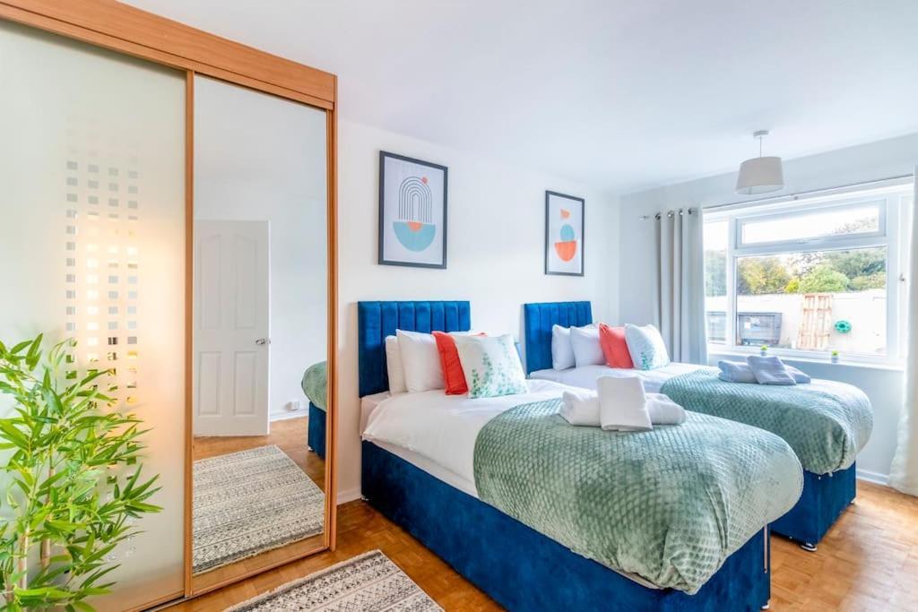 Beautiful Sea View 2 Bedroom Sleeps 6-Free Parking Bournemouth Zewnętrze zdjęcie